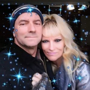 Meet your Posher, Leslie